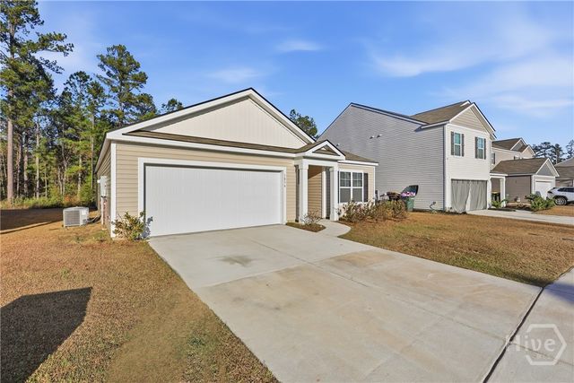 1036 Bergamot Road, Bloomingdale, GA 31302