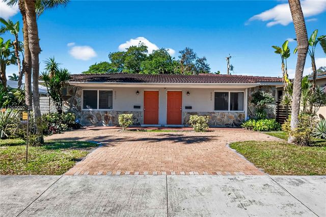 8640 NE 2nd Ave, El Portal, FL 33138