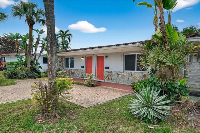 8640 NE 2nd Ave, El Portal, FL 33138