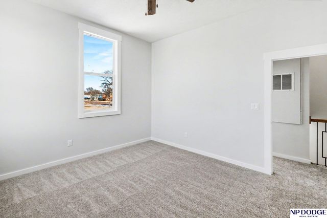 939 F Street, Geneva, NE 68361