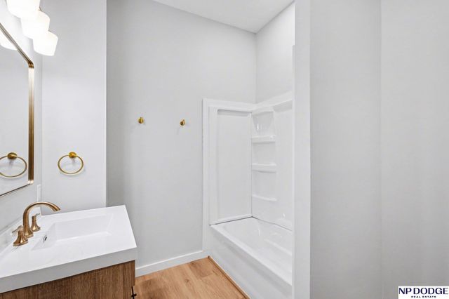 939 F Street, Geneva, NE 68361