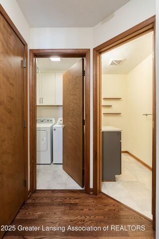 708 Fieldview Drive, Grand Ledge, MI 48837