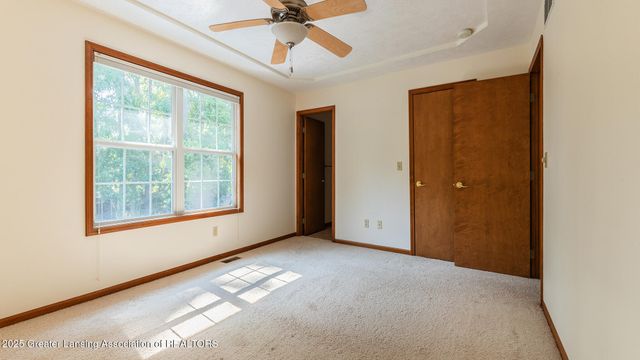 708 Fieldview Drive, Grand Ledge, MI 48837
