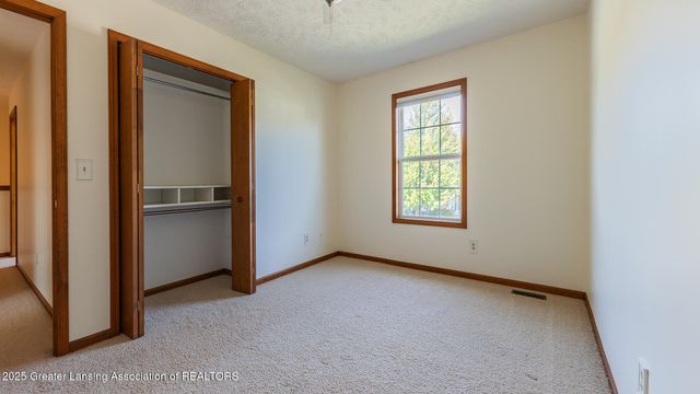 708 Fieldview Drive, Grand Ledge, MI 48837