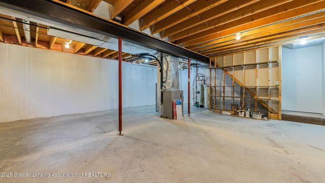 708 Fieldview Drive, Grand Ledge, MI 48837