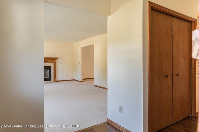 708 Fieldview Drive, Grand Ledge, MI 48837