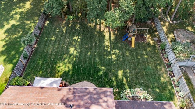 708 Fieldview Drive, Grand Ledge, MI 48837