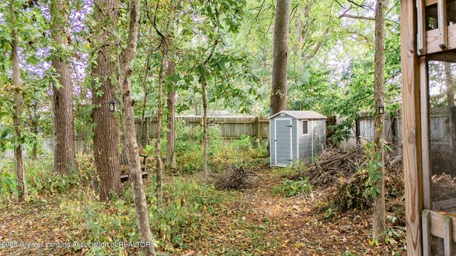 708 Fieldview Drive, Grand Ledge, MI 48837