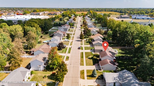 708 Fieldview Drive, Grand Ledge, MI 48837