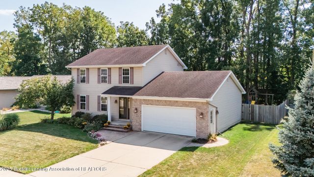 708 Fieldview Drive, Grand Ledge, MI 48837