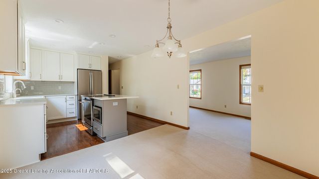 708 Fieldview Drive, Grand Ledge, MI 48837