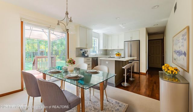 708 Fieldview Drive, Grand Ledge, MI 48837