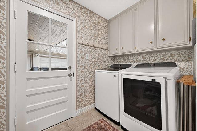 11423 Highgrove Drive, Houston, TX 77077