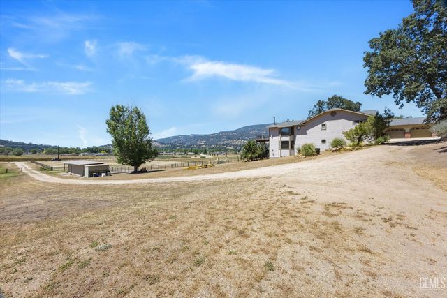 29640 S Lower Valley Road, Tehachapi, CA 93561