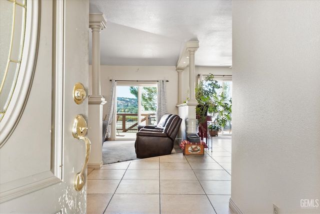 29640 S Lower Valley Road, Tehachapi, CA 93561