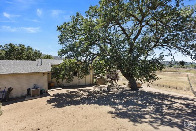 29640 S Lower Valley Road, Tehachapi, CA 93561