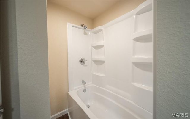 127 W James Boulevard, St James, MO 65559