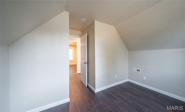 127 W James Boulevard, St James, MO 65559