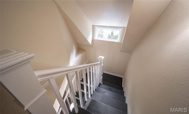 127 W James Boulevard, St James, MO 65559