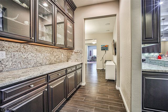 5733 Logan Heights Court, Las Vegas, NV 89135