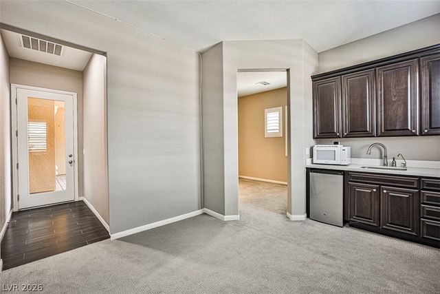 5733 Logan Heights Court, Las Vegas, NV 89135