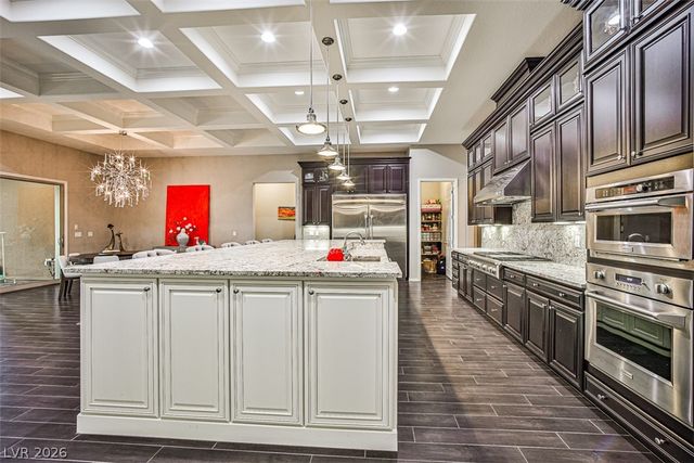 5733 Logan Heights Court, Las Vegas, NV 89135