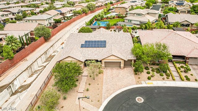 5733 Logan Heights Court, Las Vegas, NV 89135