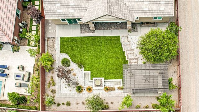 5733 Logan Heights Court, Las Vegas, NV 89135