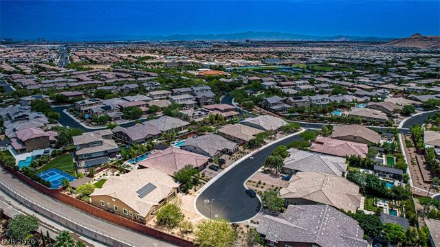 5733 Logan Heights Court, Las Vegas, NV 89135