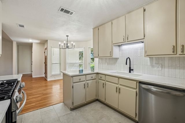 5885 Mitchell Saxon Road, Fort Worth, TX 76140