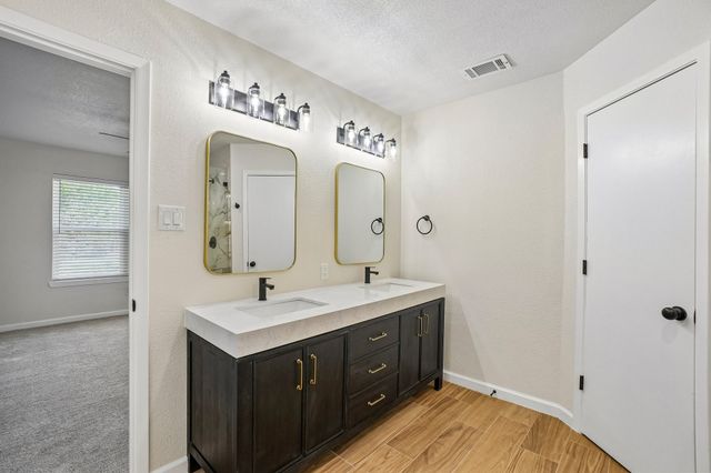 5885 Mitchell Saxon Road, Fort Worth, TX 76140