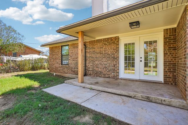5885 Mitchell Saxon Road, Fort Worth, TX 76140