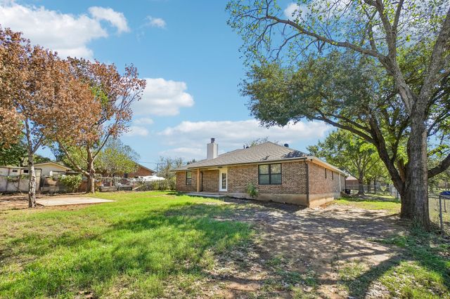 5885 Mitchell Saxon Road, Fort Worth, TX 76140