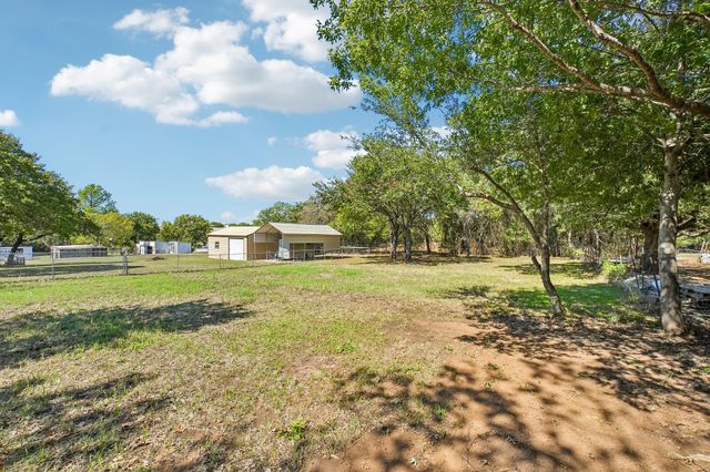 5885 Mitchell Saxon Road, Fort Worth, TX 76140