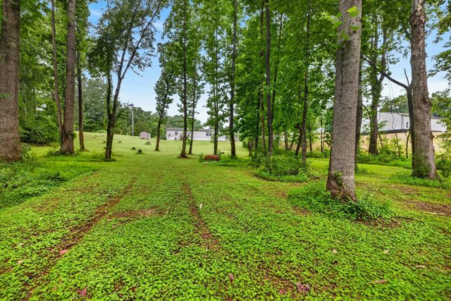 446 The Trace, Dover, TN 37058