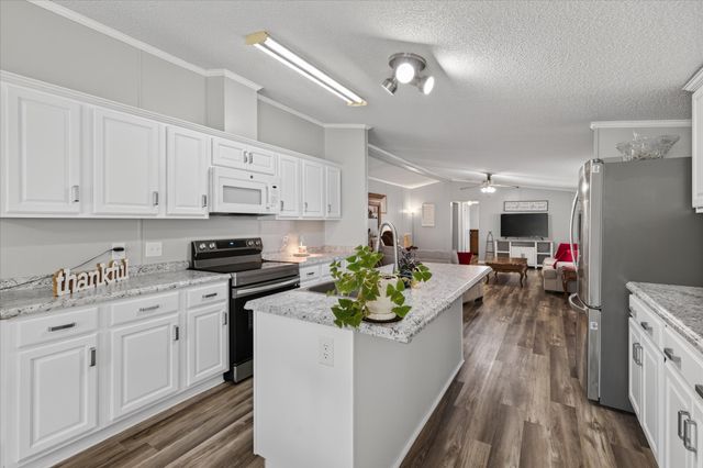 446 The Trace, Dover, TN 37058