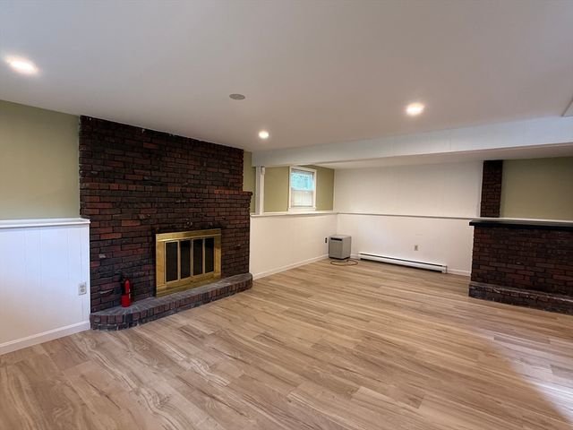 9 Brookdale Circle, Billerica, MA 01821