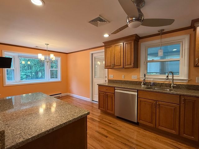 9 Brookdale Circle, Billerica, MA 01821