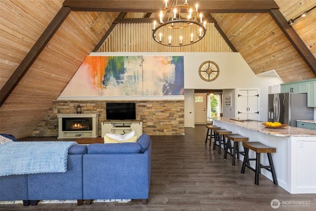 8621 NW Anderson Hill Road, Silverdale, WA 98383
