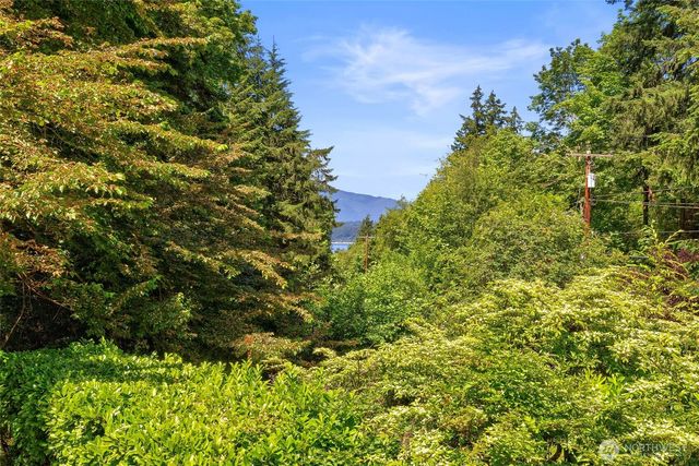 8621 NW Anderson Hill Road, Silverdale, WA 98383