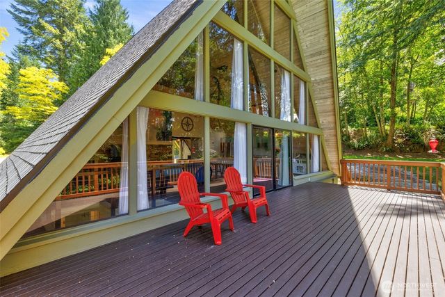 8621 NW Anderson Hill Road, Silverdale, WA 98383