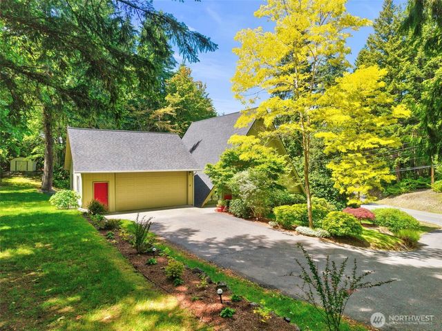8621 NW Anderson Hill Road, Silverdale, WA 98383