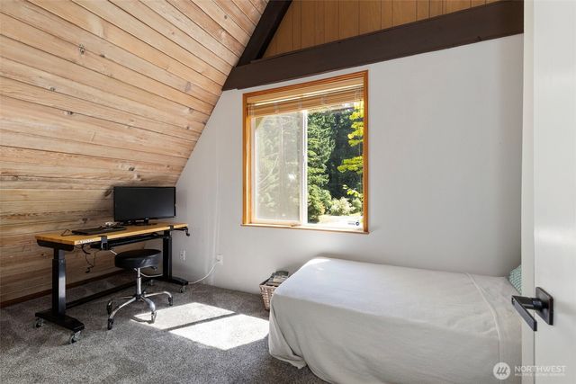 8621 NW Anderson Hill Road, Silverdale, WA 98383