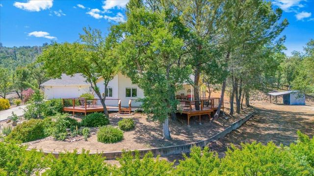 1070 Copper Cove Dr, Copperopolis, CA 95228