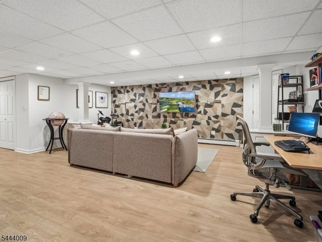 1440 Alps Rd, Wayne Twp., NJ 07470