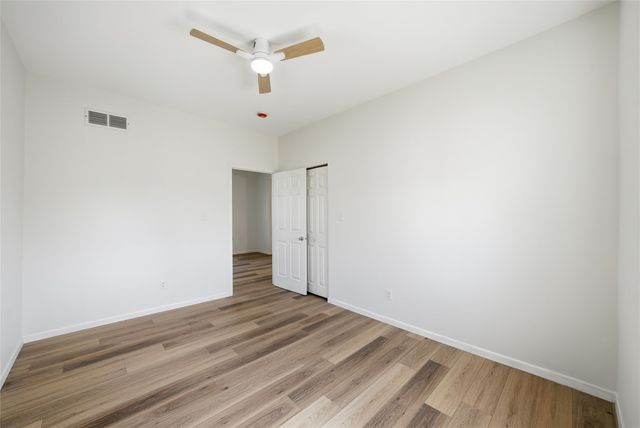 713 N 8th Avenue E, Newton, IA 50208