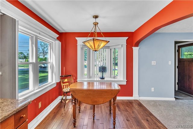 409 Ivyhurst Rd N, Amherst, NY 14226