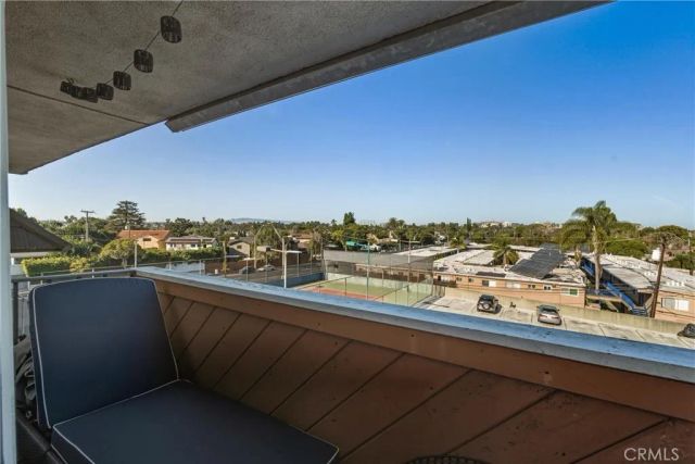 5585 E Pacific Coast 361, Long Beach, CA 90804