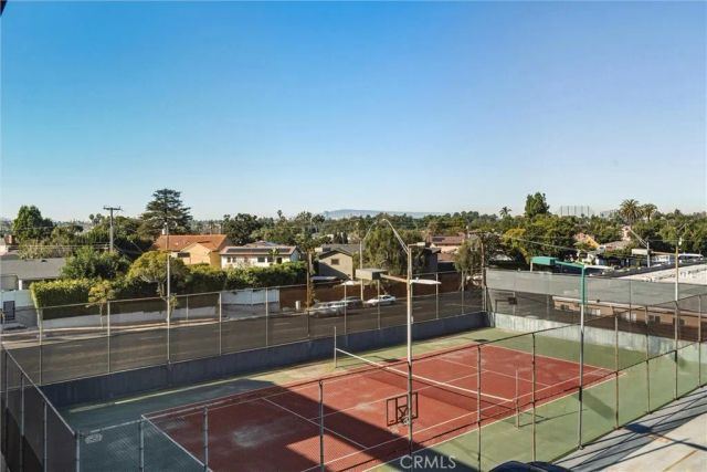 5585 E Pacific Coast 361, Long Beach, CA 90804