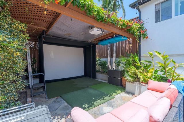 837 Dewitt Avenue, Encinitas, CA 92024